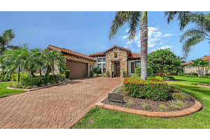 16305 CASTLE PARK TERRACE, LAKEWOOD RANCH, FL 34202 - MLS#MFRA4668245