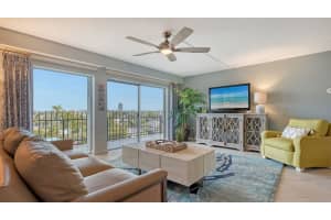 101 BENJAMIN FRANKLIN DRIVE, SARASOTA, FL 34236 - MLS#MFRA4668252