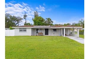 3338 Cambridge Dr, SARASOTA