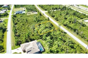 8178 DIMSTEAD STREET, PORT CHARLOTTE, FL 33981 - MLS#MFRA4668286