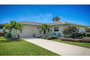 902 68TH STREET, BRADENTON, FL 34209 - MLS#MFRA4668293