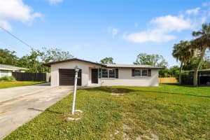 6051 CARLTON AVENUE, SARASOTA, FL 34231 - MLS#MFRA4668295