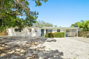 2553 TULIP STREET, SARASOTA, FL 34239 - MLS#MFRA4668315