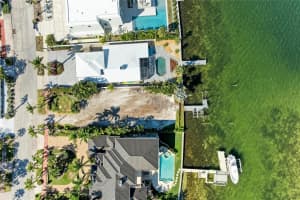 244 WASHINGTON DRIVE, SARASOTA, FL 34236 - MLS#MFRA4668323