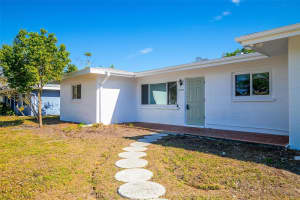 2560 TULIP STREET, SARASOTA, FL 34239 - MLS#MFRA4668326