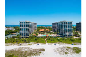 1241 Gulf Of Mexico Dr #203, LONGBOAT KEY