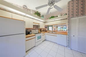 5941 CLUBSIDE DRIVE, SARASOTA, FL 34243 - MLS#MFRA4668381
