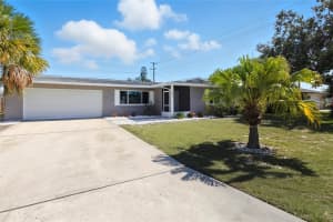 3611 SOUTHERN PARKWAY, BRADENTON, FL 34205 - MLS#MFRA4668388