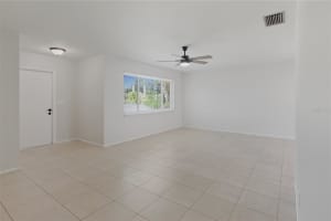 3611 SOUTHERN PARKWAY, BRADENTON, FL 34205 - MLS#MFRA4668388