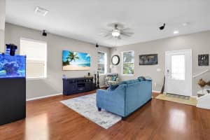 9207 ENGLISH OAKS LANE, RIVERVIEW, FL 33578 - MLS#MFRA4668415