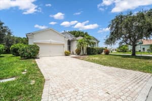 4701 50TH AVENUE, BRADENTON, FL 34210 - MLS#MFRA4668438