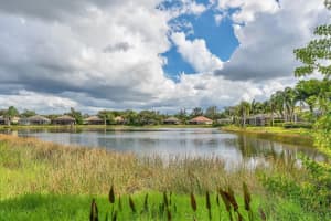 6922 STANHOPE PLACE, UNIVERSITY PARK, FL 34201 Sold 01/06/26
