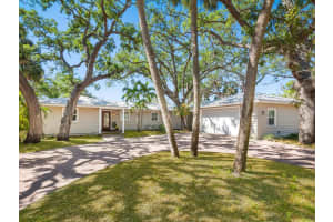 1248 Northport Dr, SARASOTA