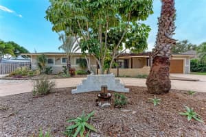 724 HILLCREST DRIVE, BRADENTON, FL 34209 - MLS#MFRA4668486
