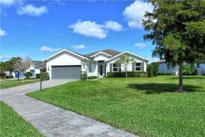 7744 Sandhill Lake Dr, SARASOTA