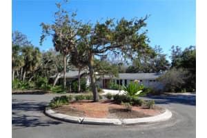 4894 Oxford Dr, SARASOTA