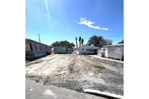 6920 BAYOU LANE, BRADENTON, FL 34207 - MLS#MFRA4668506