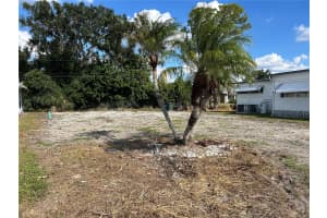 4820 CALUMET AVENUE, SARASOTA, FL 34234 - MLS#MFRA4668530