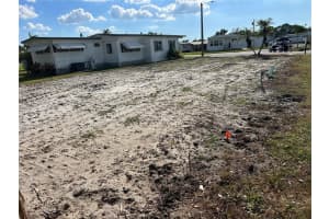 4820 CALUMET AVENUE, SARASOTA, FL 34234 - MLS#MFRA4668530