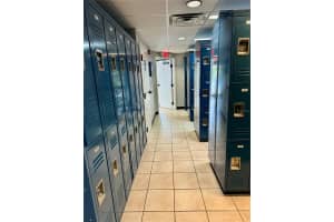 1780 Phillippi Shores Dr #c3-11 Sarasota, FL 34231 - Off Market