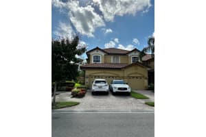 8153 MIRAMAR WAY, LAKEWOOD RANCH, FL 34202 - MLS#MFRA4668561