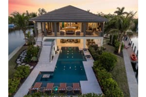 242 OAK AVENUE, ANNA MARIA, FL 34216 - MLS#MFRA4668575