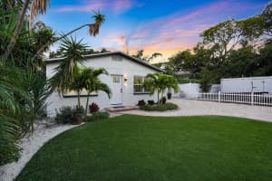 660 14TH AVENUE, ST PETERSBURG, FL 33701 - MLS#MFRA4668582