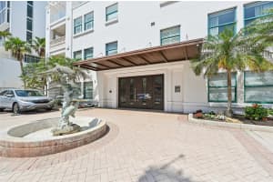 258 GOLDEN GATE POINT, SARASOTA, FL 34236 - MLS#MFRA4668615