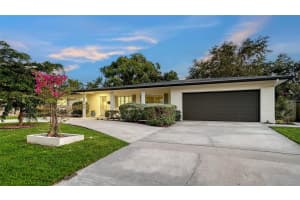 2426 WISTERIA STREET, SARASOTA, FL 34239 - MLS#MFRA4668620