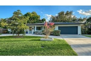 2426 WISTERIA STREET, SARASOTA, FL 34239 - MLS#MFRA4668620