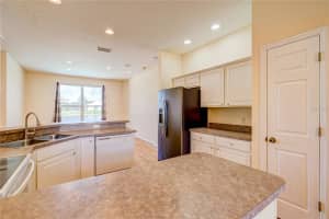 5621 52ND AVENUE, BRADENTON, FL 34210 - MLS#MFRA4668629