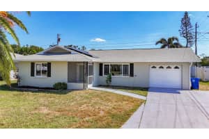3303 Cambridge Dr W, BRADENTON 3303 Cambridge Dr W, BRADENTON