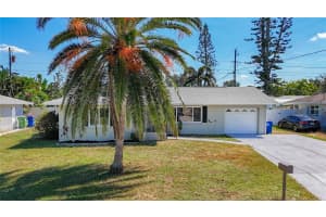 3303 CAMBRIDGE DRIVE, BRADENTON, FL 34205 - MLS#MFRA4668647