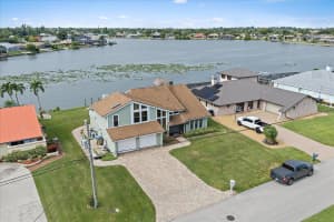 1008 4TH PLACE, CAPE CORAL, FL 33991 - MLS#MFRA4668714