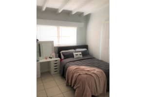 2921 GREENBRIAR STREET, SARASOTA, FL 34237 - MLS#MFRA4668736