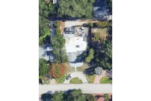 521 35TH AVENUE, ST PETERSBURG, FL 33704 - MLS#MFRA4668738