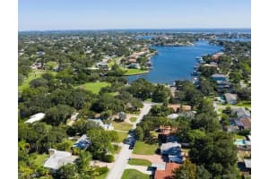 521 35TH AVENUE, ST PETERSBURG, FL 33704 - MLS#MFRA4668738