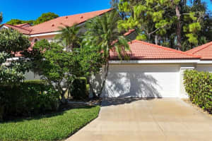 7768 Fairway Woods Dr, SARASOTA