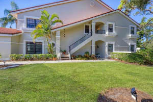 7768 FAIRWAY WOODS DRIVE, SARASOTA, FL 34238 - MLS#MFRA4668745