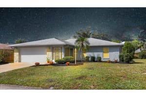 2017 COUNTRY MEADOWS LANE, SARASOTA, FL 34235 - MLS#MFRA4668779