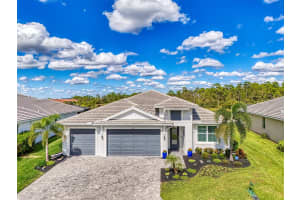 560 MISTIFLOWER CIRCLE, NOKOMIS, FL 34275 - MLS#MFRA4668815