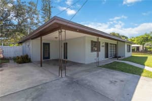 2770 WOOD STREET, SARASOTA, FL 34237 - MLS#MFRA4668826