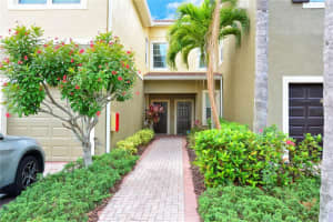 7930 Moonstone Dr #3-102, SARASOTA