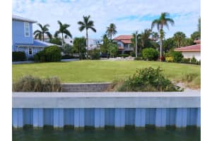 894 FREELING DRIVE, SARASOTA, FL 34242 - MLS#MFRA4668843