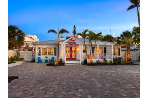 144 HARRISON DRIVE, SARASOTA, FL 34236 - MLS#MFRA4668858