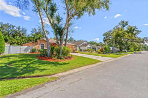 3755 WAKE AVENUE, SARASOTA, FL 34240 - MLS#MFRA4668865