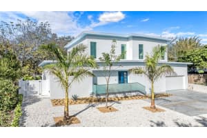2585 CLEMATIS STREET, SARASOTA, FL 34239 - MLS#MFRA4668866