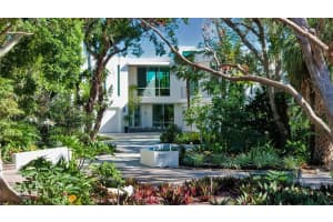 251 CEDAR PARK CIRCLE, SARASOTA, FL 34242 - MLS#MFRA4668871