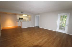 8122 45TH COURT, SARASOTA, FL 34243 - MLS#MFRA4668890