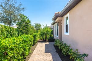 10073 MORNING MIST LANE, SARASOTA, FL 34241 - MLS#MFRA4668896